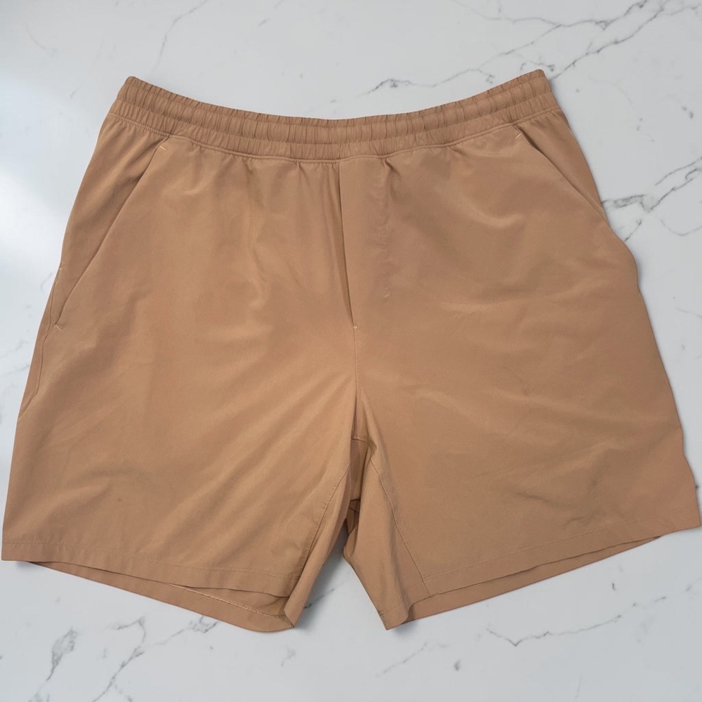 Lululemon Pace Breaker XL Beige Lined Hybrid Gym Training Shorts 7" Athleisure
